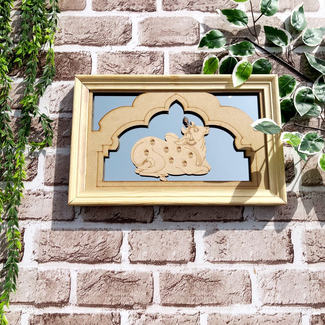 Arch Crown Mirror Urvashi