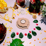 Hand Carved Edge Tea Light Curved Damask