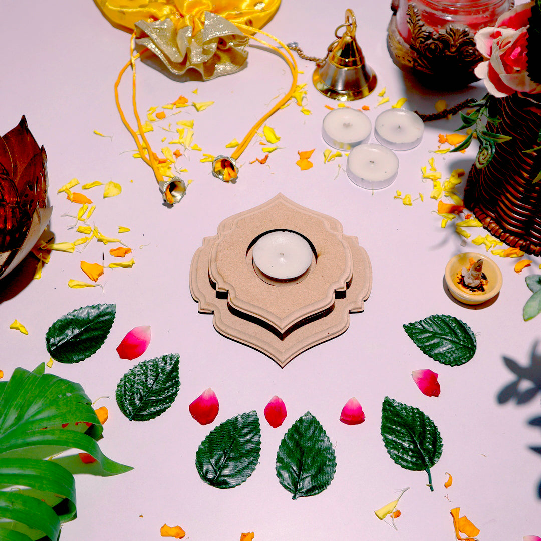 Hand Carved Edge Tea Light Curved Damask