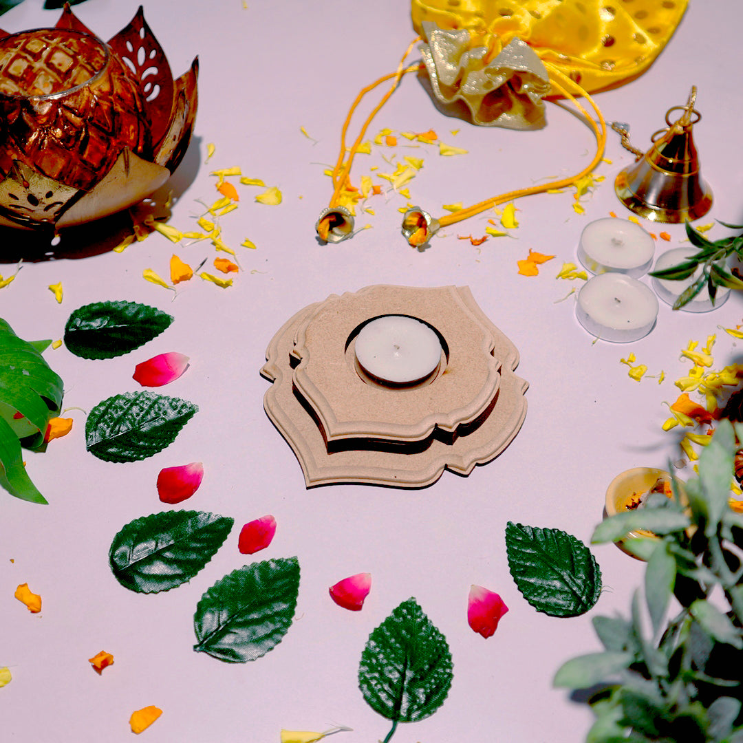 Hand Carved Edge Tea Light Curved Damask