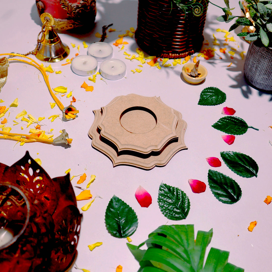 Hand Carved Edge Tea Light Victorian Beauty