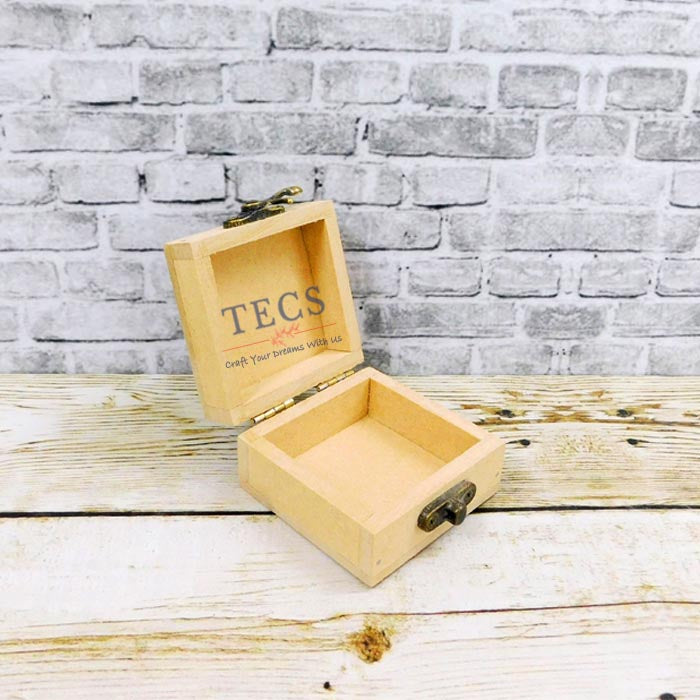 2.5X2.5X1.5 BOX