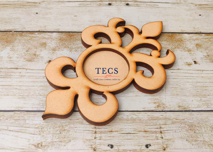 Vintage Flourish Tea Light Candle Holder