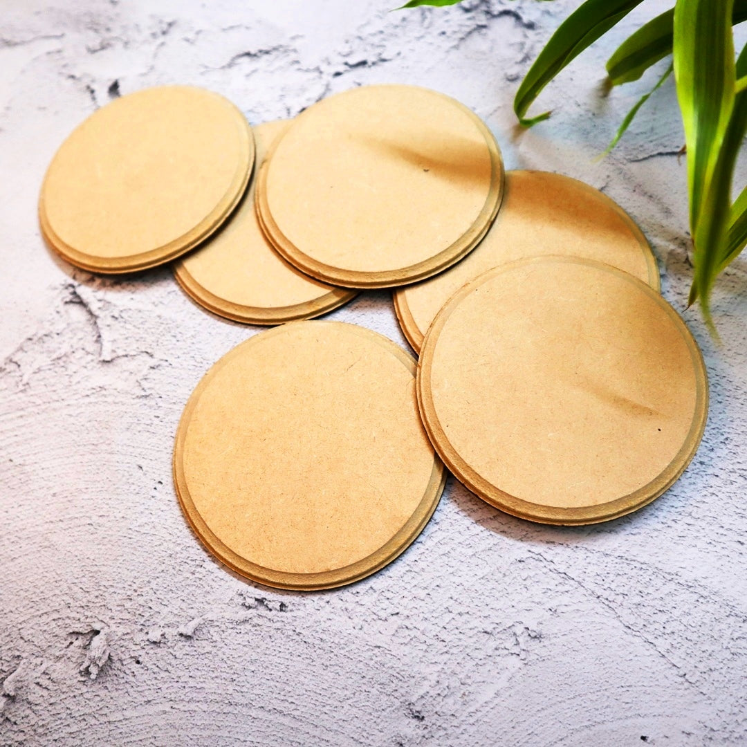 Hand Carved Edge Coaster Set