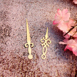 Victorian Clock Hand Needle E