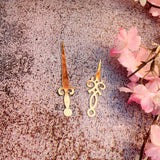 Victorian Clock Hand Needle E