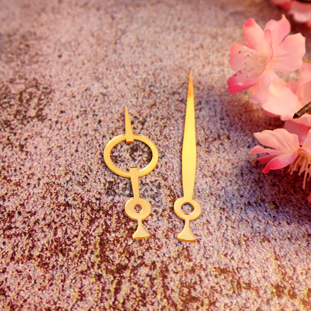 Victorian Clock Hand Needle M